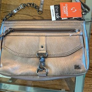The Sak leather purse.